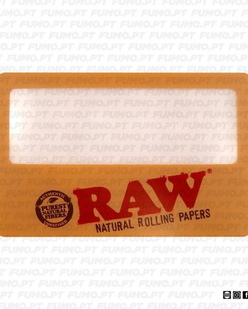 Raw Magnifying Card