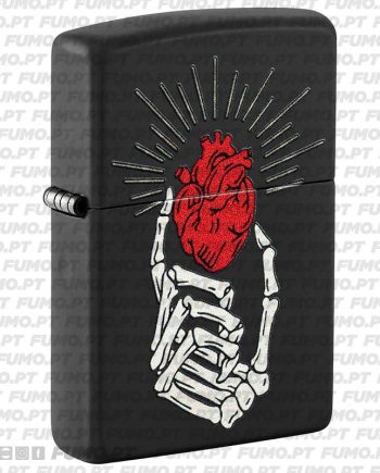 Zippo Heart in Hand Design